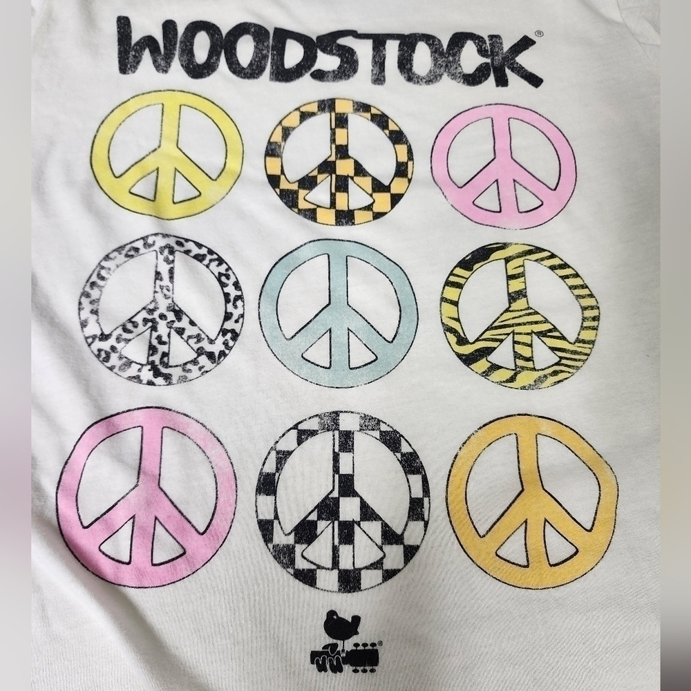 Woodstock Peace Symbol Top​ - Picture 6 of 6